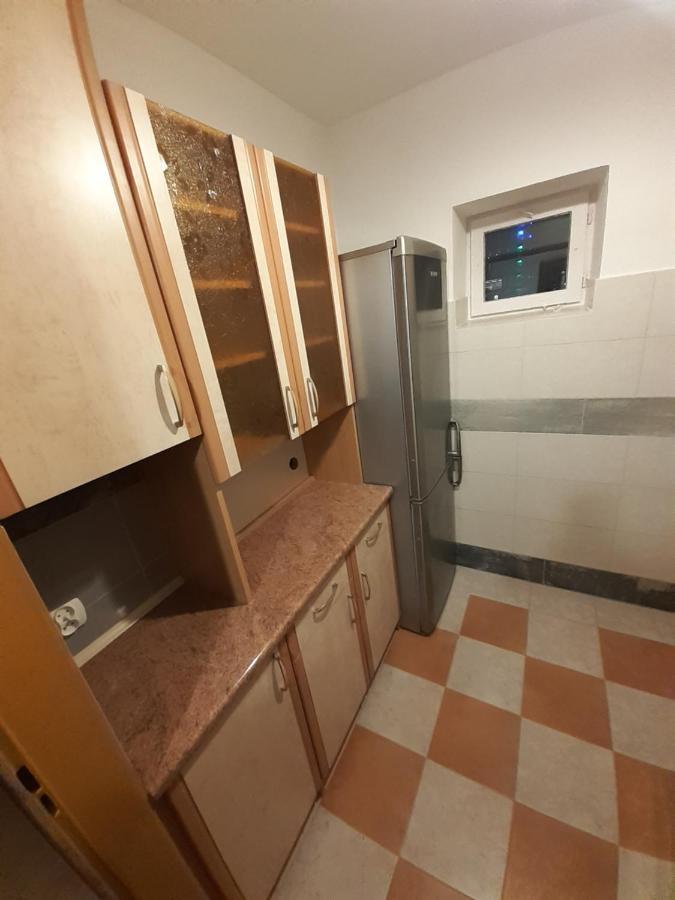 Centrum Zlote Tarasy Metro Rondo Onz Balkon Appartement Warschau Buitenkant foto