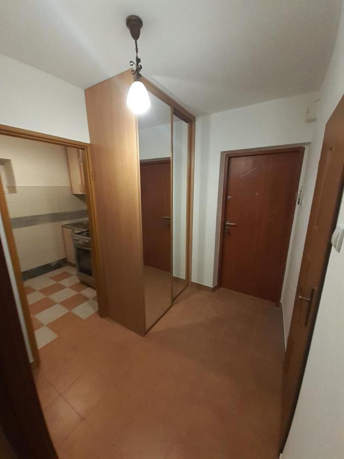 Centrum Zlote Tarasy Metro Rondo Onz Balkon Appartement Warschau Buitenkant foto