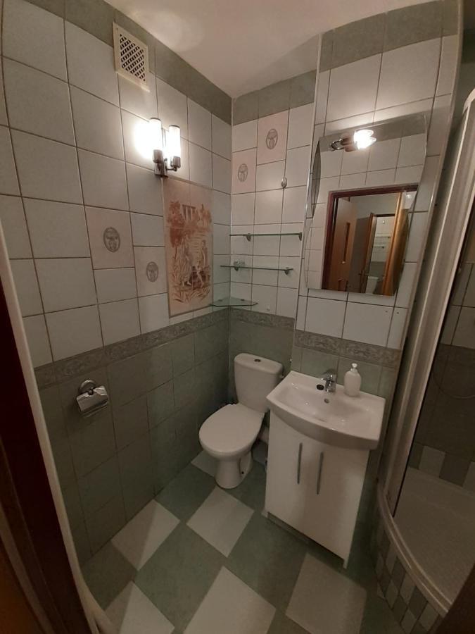 Centrum Zlote Tarasy Metro Rondo Onz Balkon Appartement Warschau Buitenkant foto