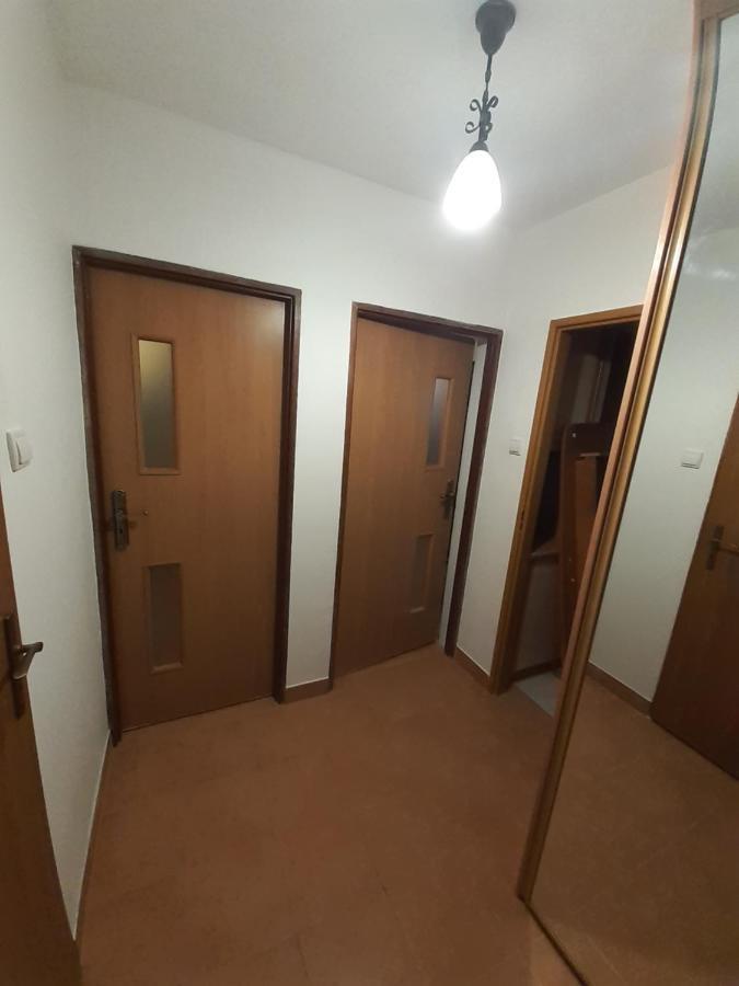 Centrum Zlote Tarasy Metro Rondo Onz Balkon Appartement Warschau Buitenkant foto