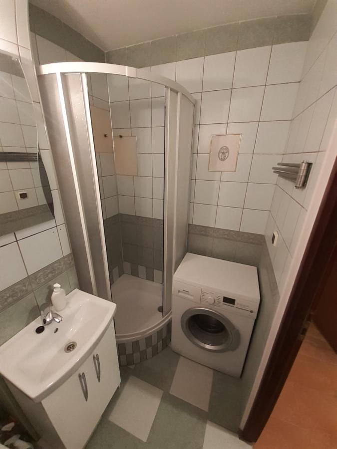 Centrum Zlote Tarasy Metro Rondo Onz Balkon Appartement Warschau Buitenkant foto