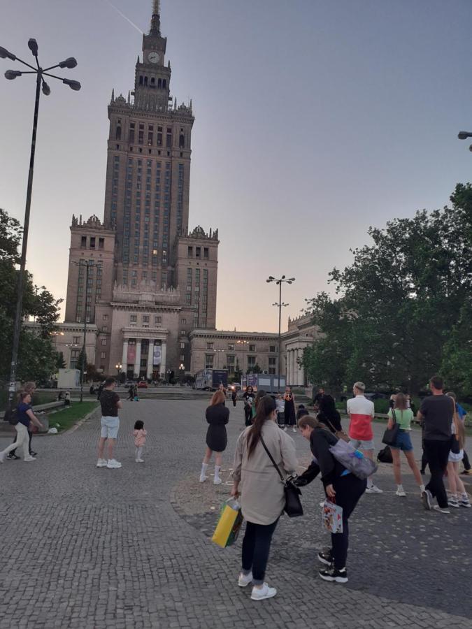 Centrum Zlote Tarasy Metro Rondo Onz Balkon Appartement Warschau Buitenkant foto